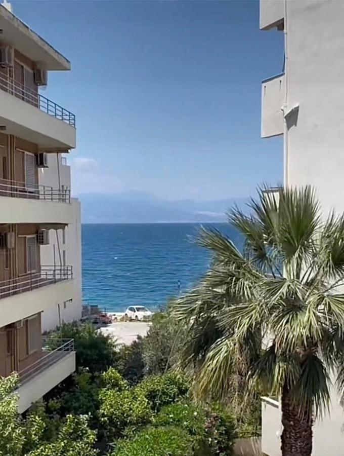 Agora Luxury Apartment 3 Loutráki Buitenkant foto